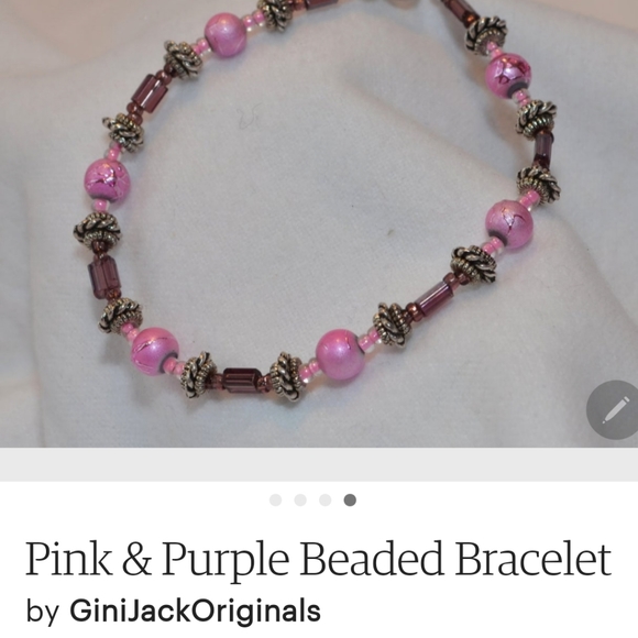 Beautiful Handmade Beaded Bracelet - Picture 5 of 6